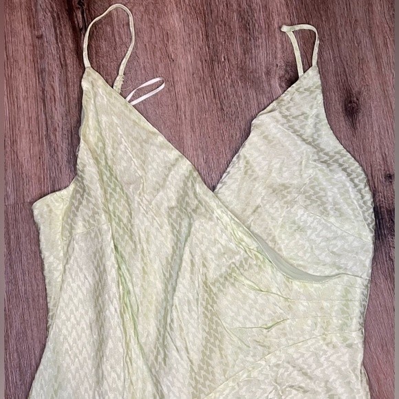 NWT ASTR The Label Bastille Midi Slip Dress Celery Green Size Medium Strapless - Picture 5 of 13